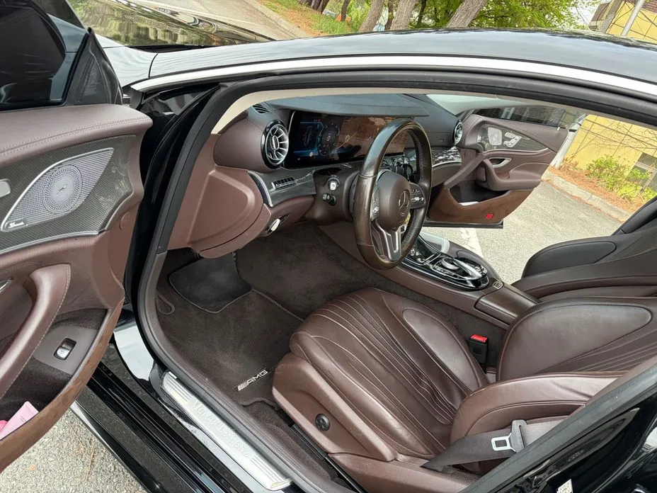 Mercedes-Benz CLS-Class