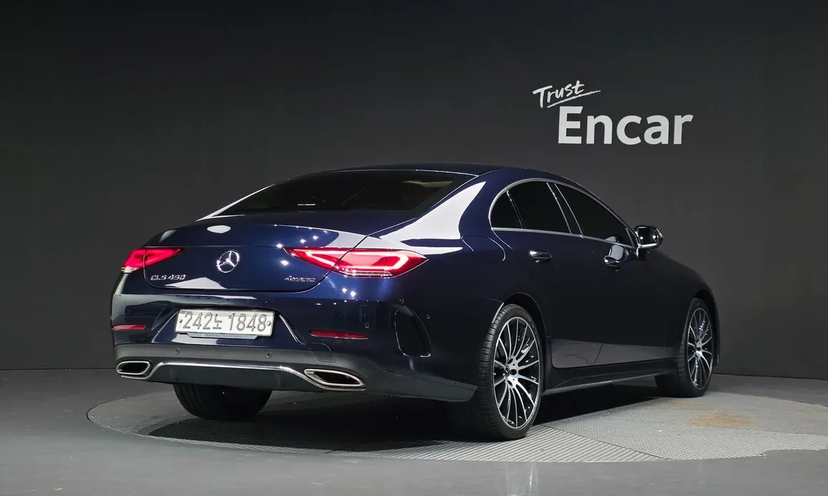 Mercedes-Benz CLS-Class