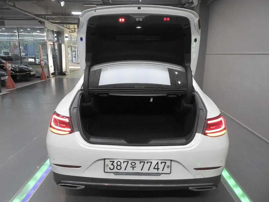 Mercedes-Benz CLS-Class