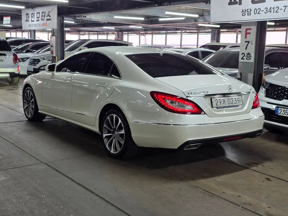 Mercedes-Benz CLS-Class