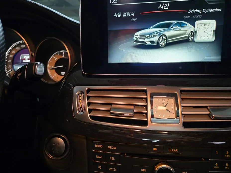 Mercedes-Benz CLS-Class
