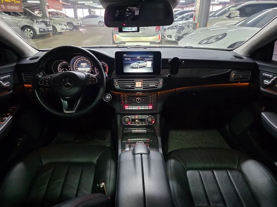 Mercedes-Benz CLS-Class
