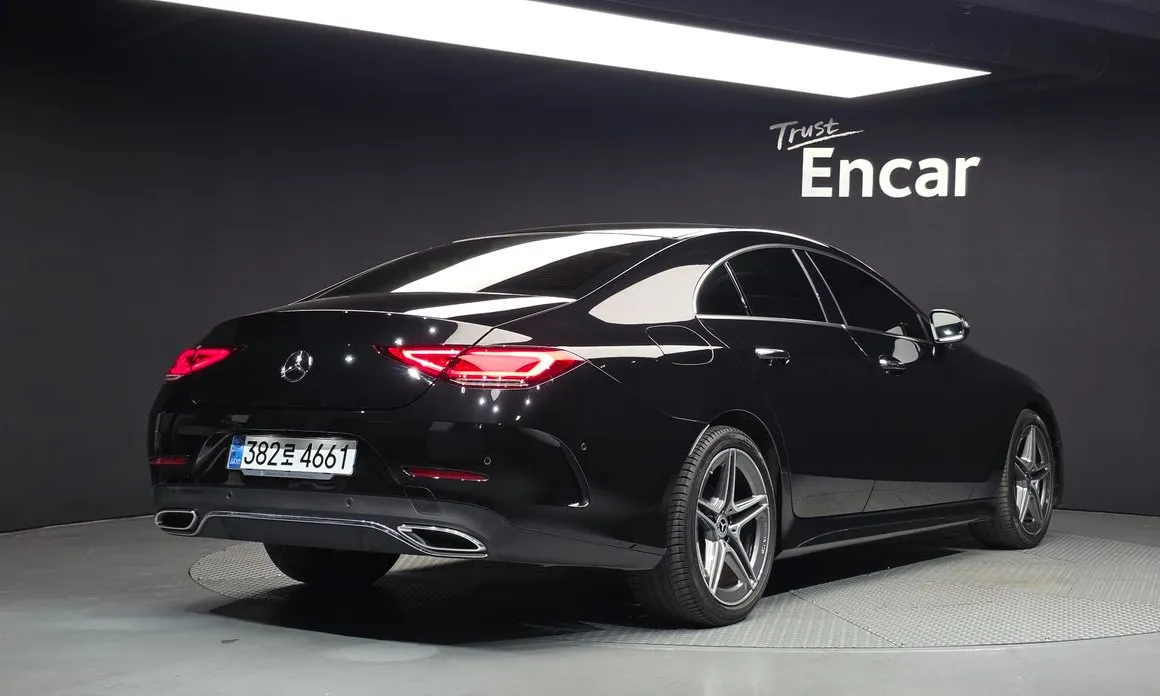 Mercedes-Benz CLS-Class