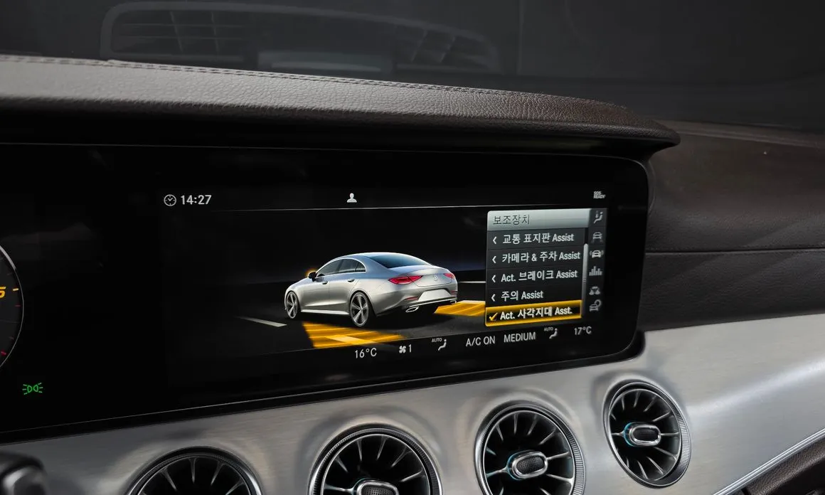 Mercedes-Benz CLS-Class
