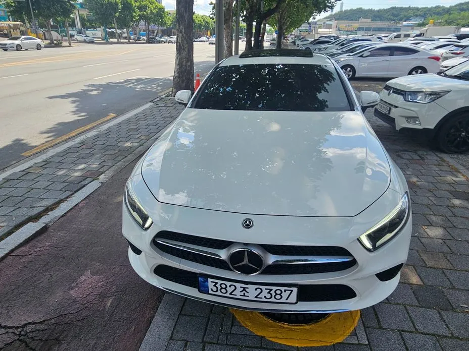 Mercedes-Benz CLS-Class