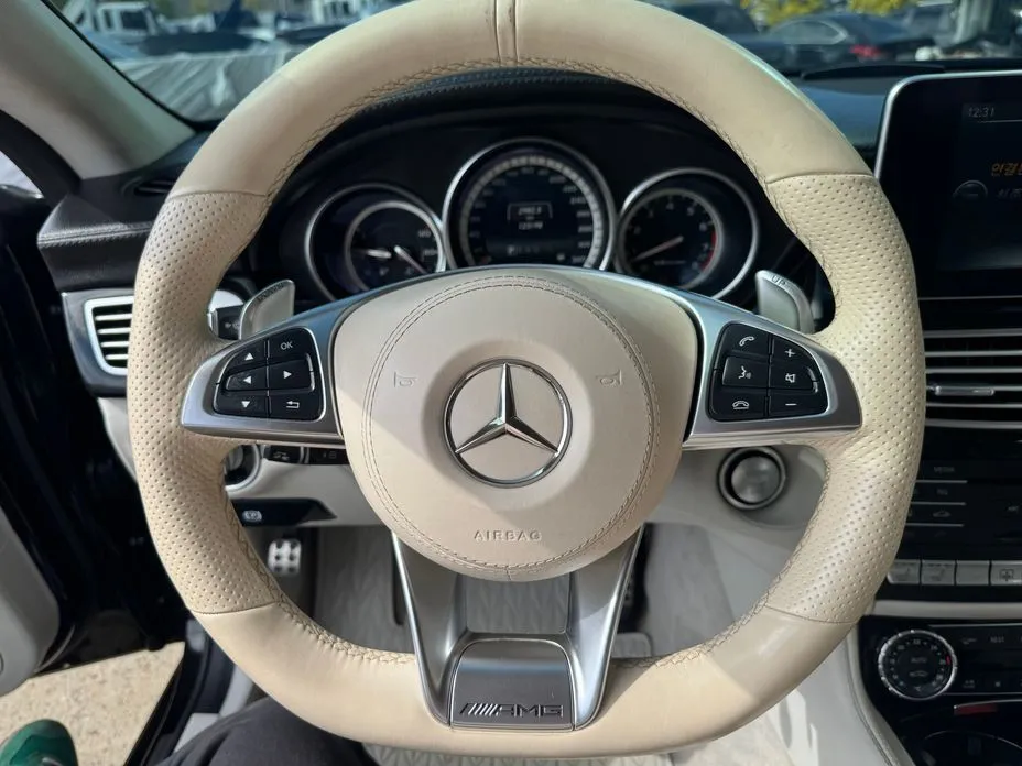 Mercedes-Benz CLS-Class