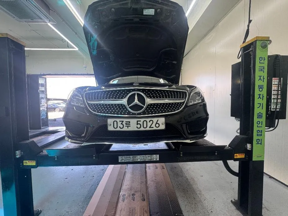 Mercedes-Benz CLS-Class