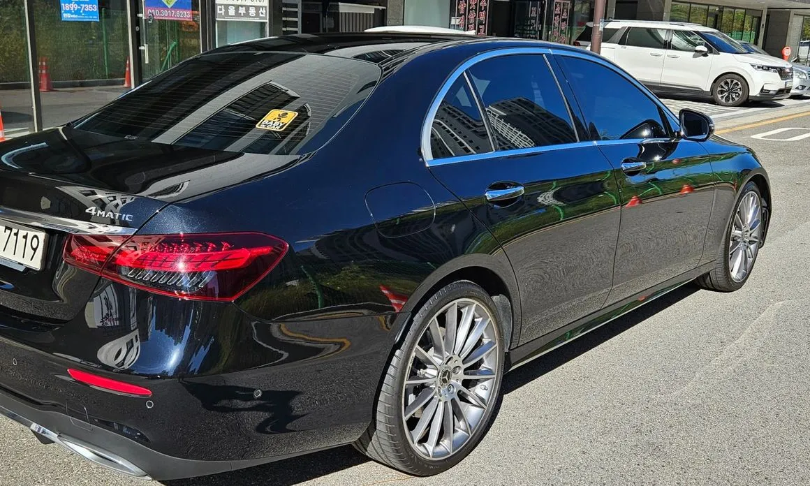 Mercedes-Benz E-Class