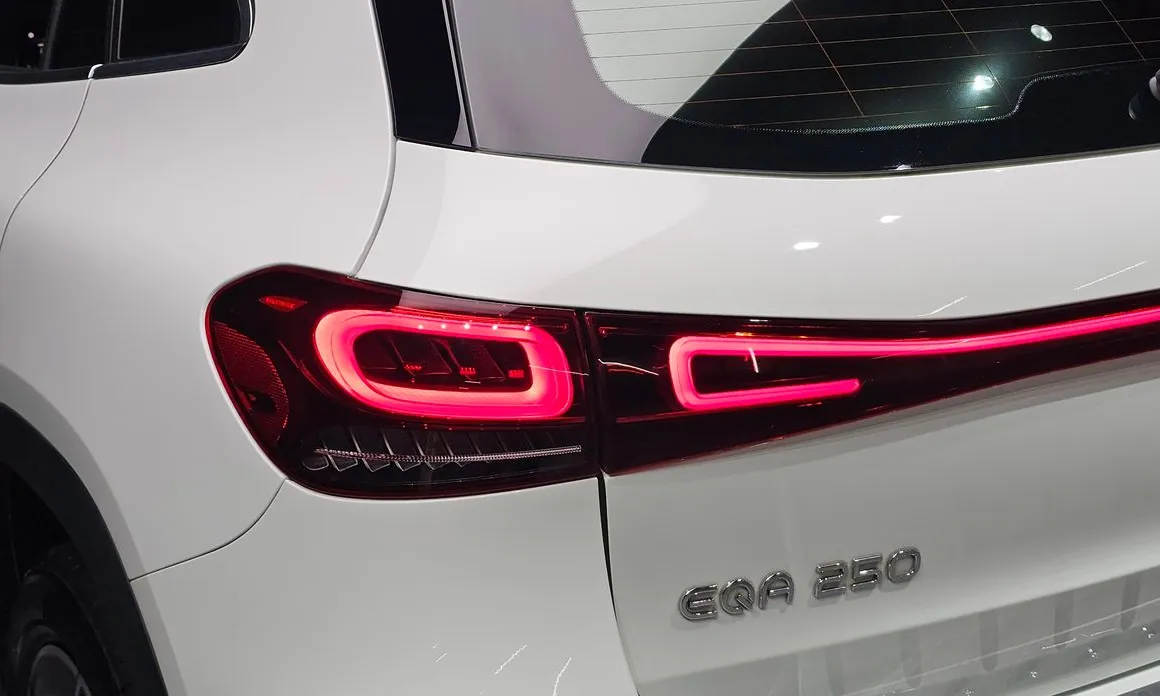Mercedes-Benz EQA