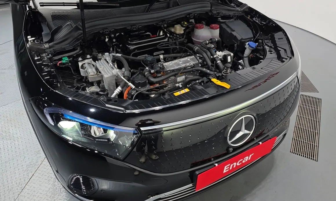 Mercedes-Benz EQA