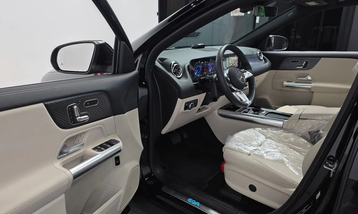 Mercedes-Benz EQA