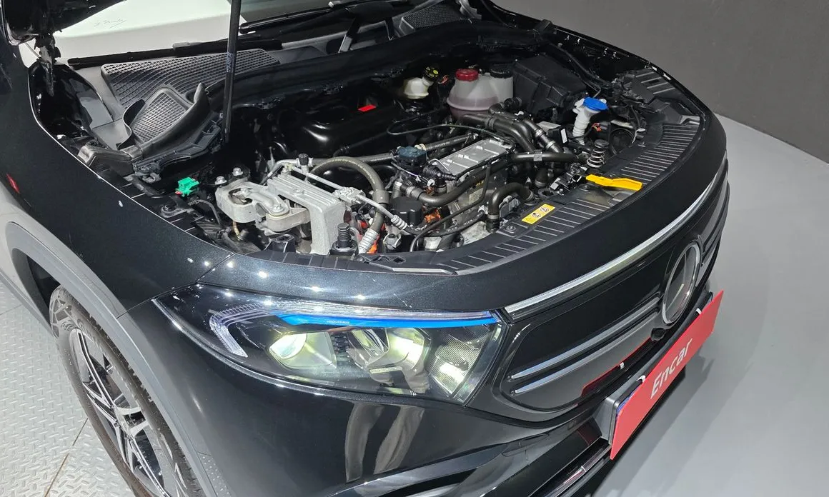 Mercedes-Benz EQA