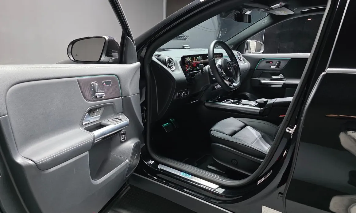 Mercedes-Benz EQA