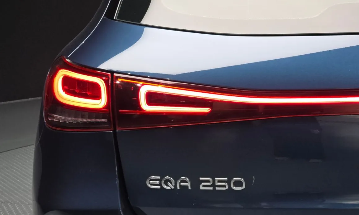 Mercedes-Benz EQA