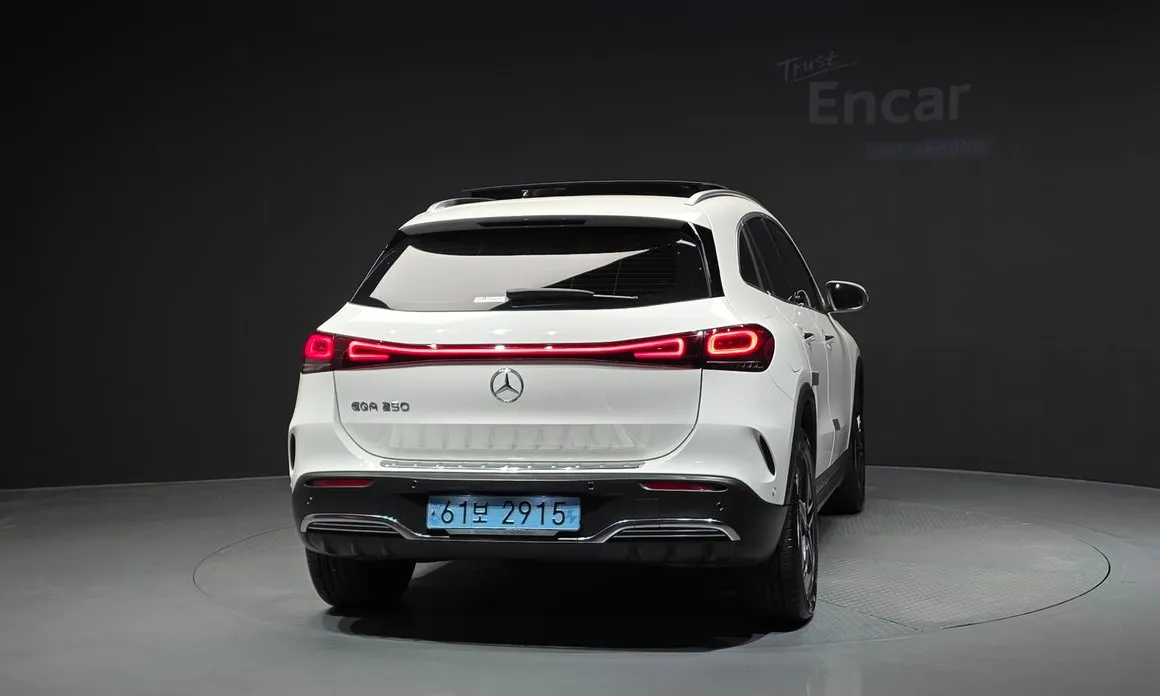 Mercedes-Benz EQA