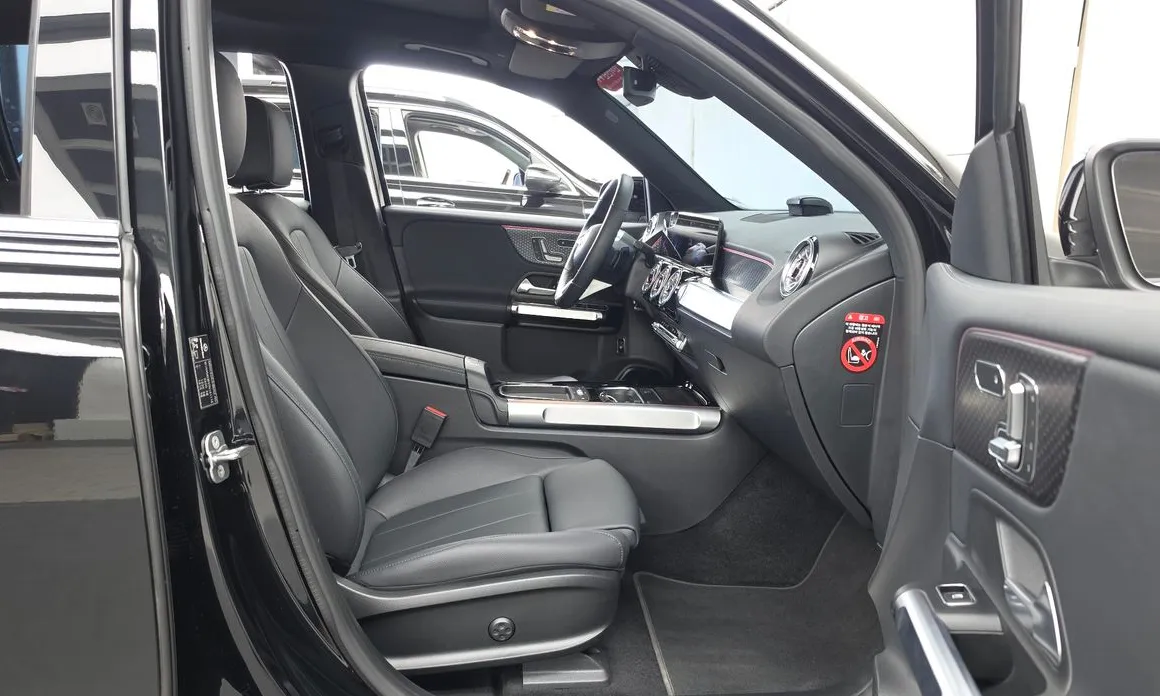 Mercedes-Benz EQB