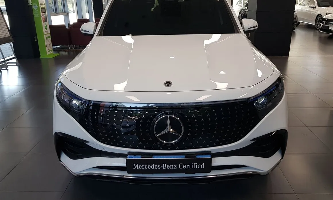 Mercedes-Benz EQB