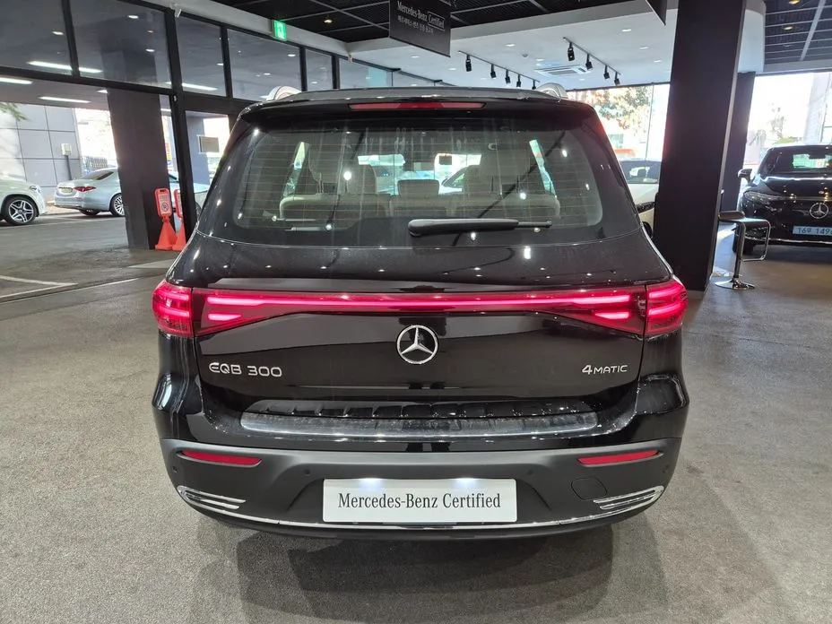Mercedes-Benz EQB