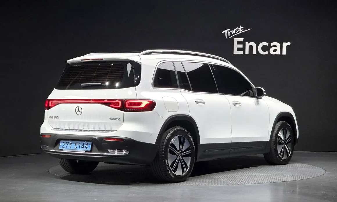Mercedes-Benz EQB