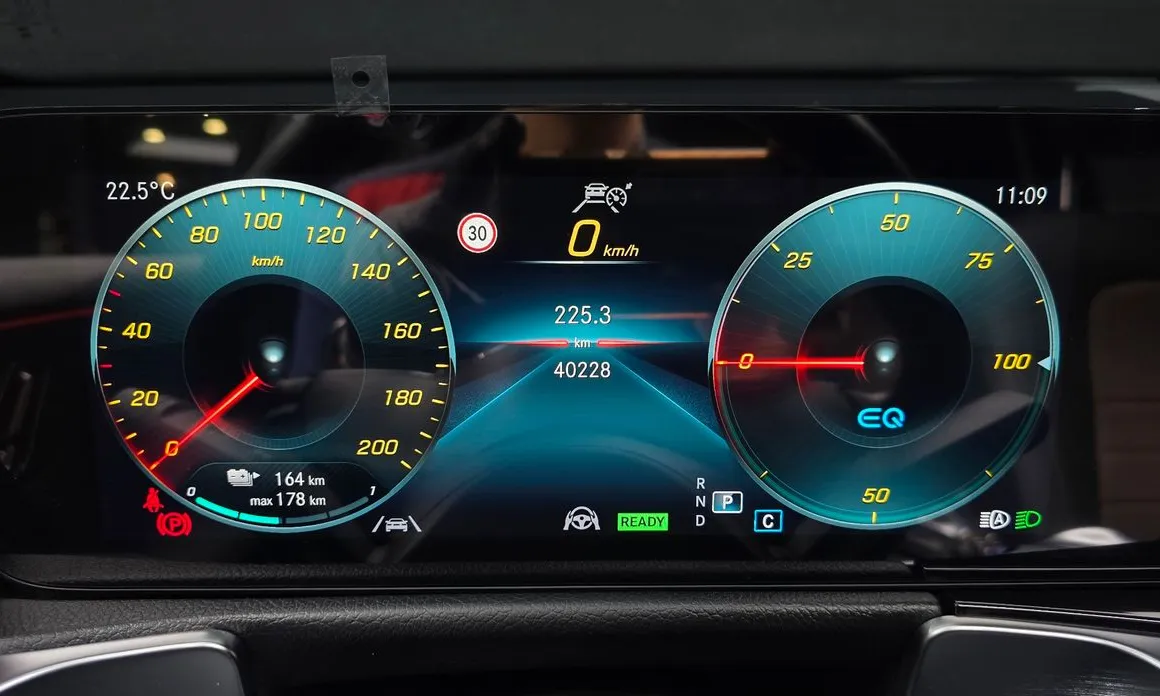 Mercedes-Benz EQB