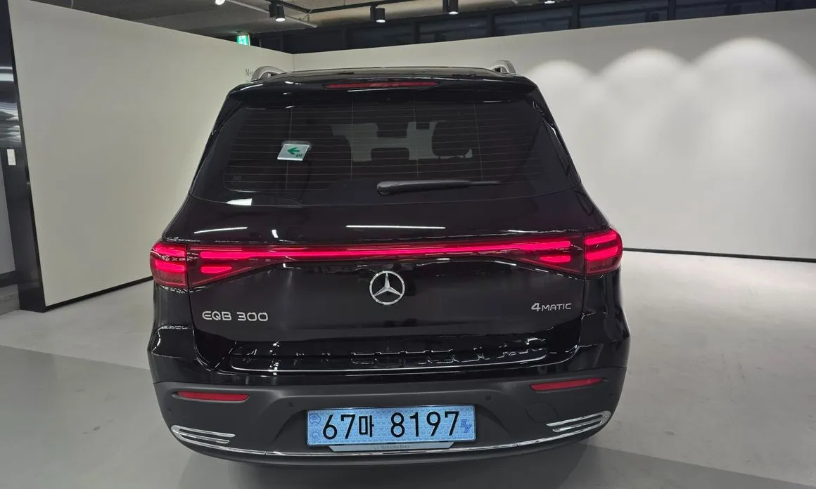 Mercedes-Benz EQB