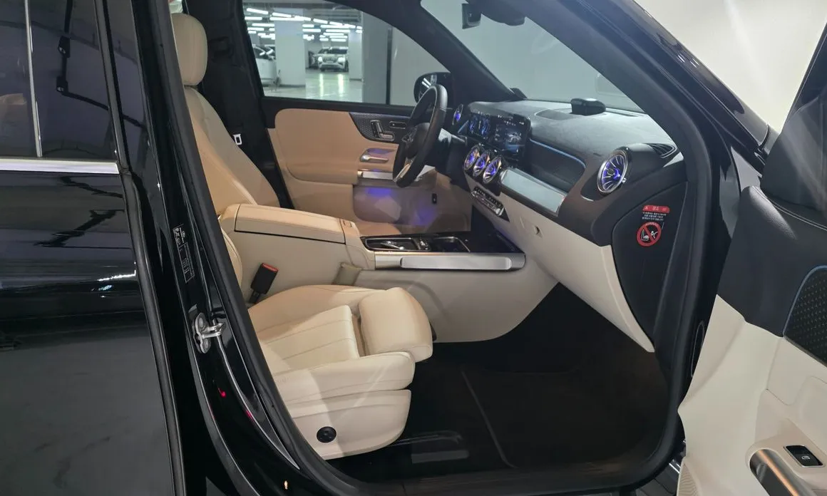 Mercedes-Benz EQB