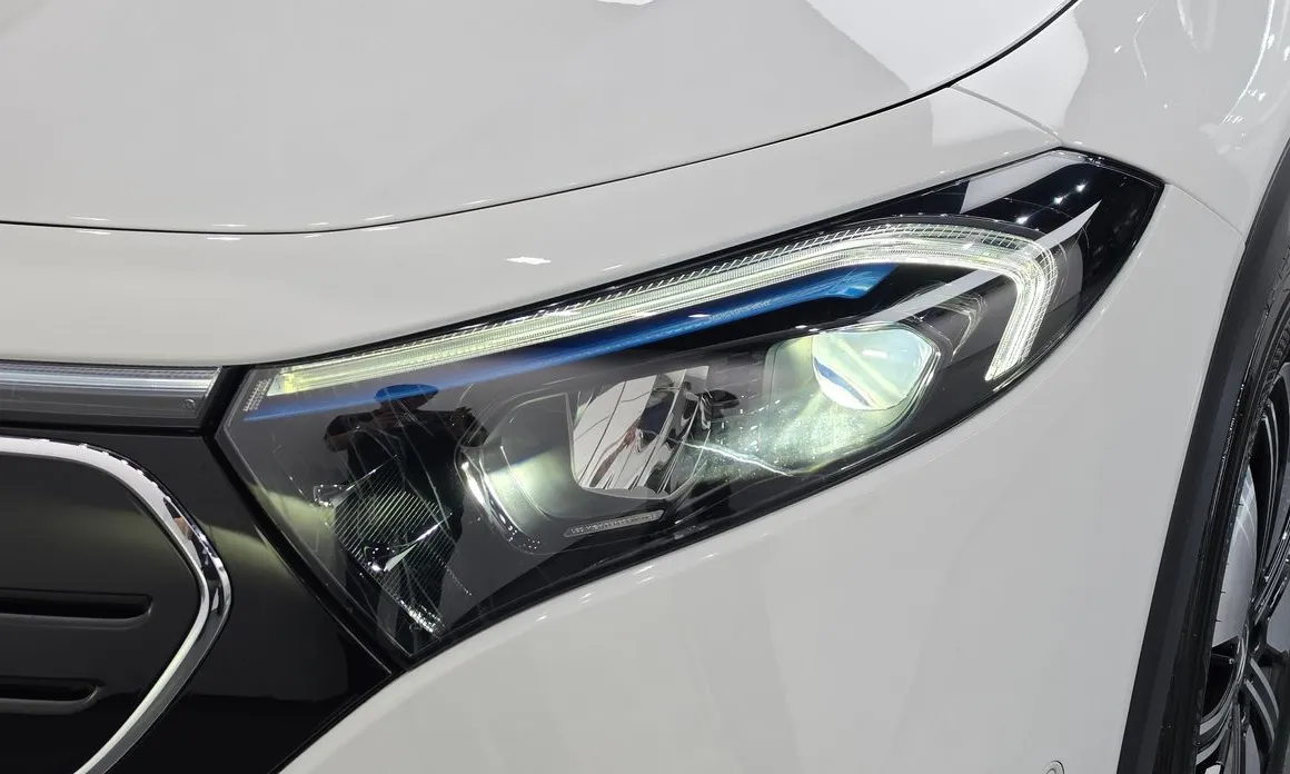 Mercedes-Benz EQB
