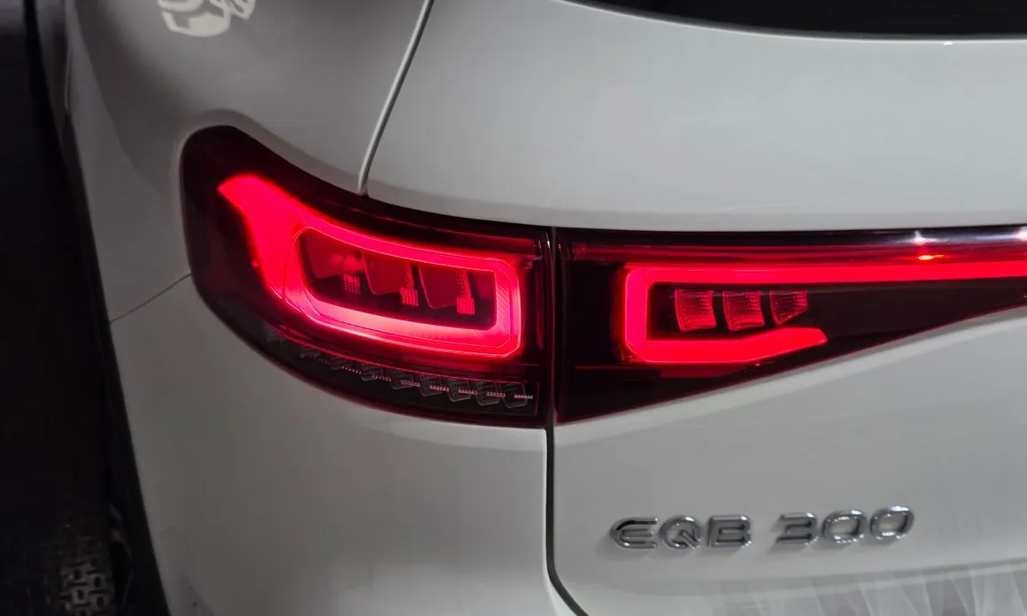 Mercedes-Benz EQB