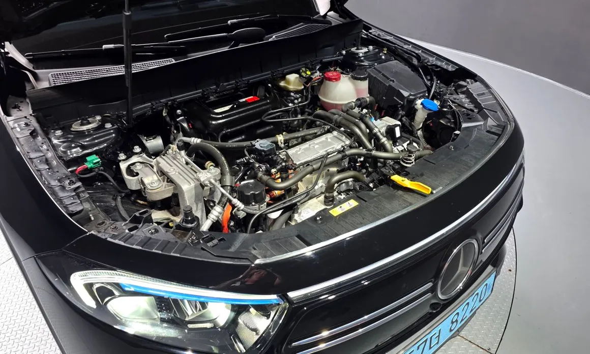 Mercedes-Benz EQB