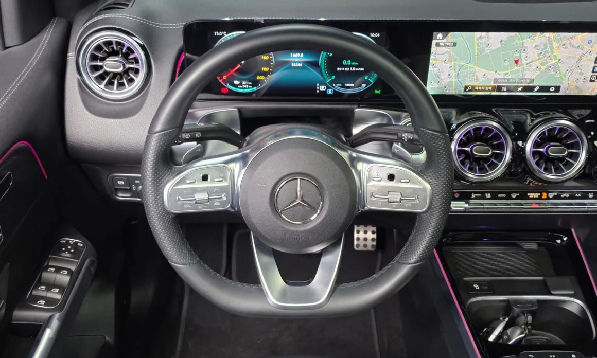 Mercedes-Benz EQB