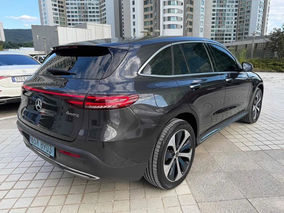 Mercedes-Benz EQC