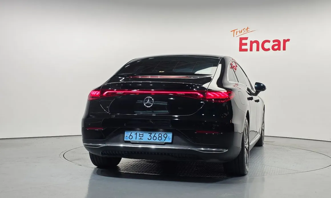 Mercedes-Benz EQE