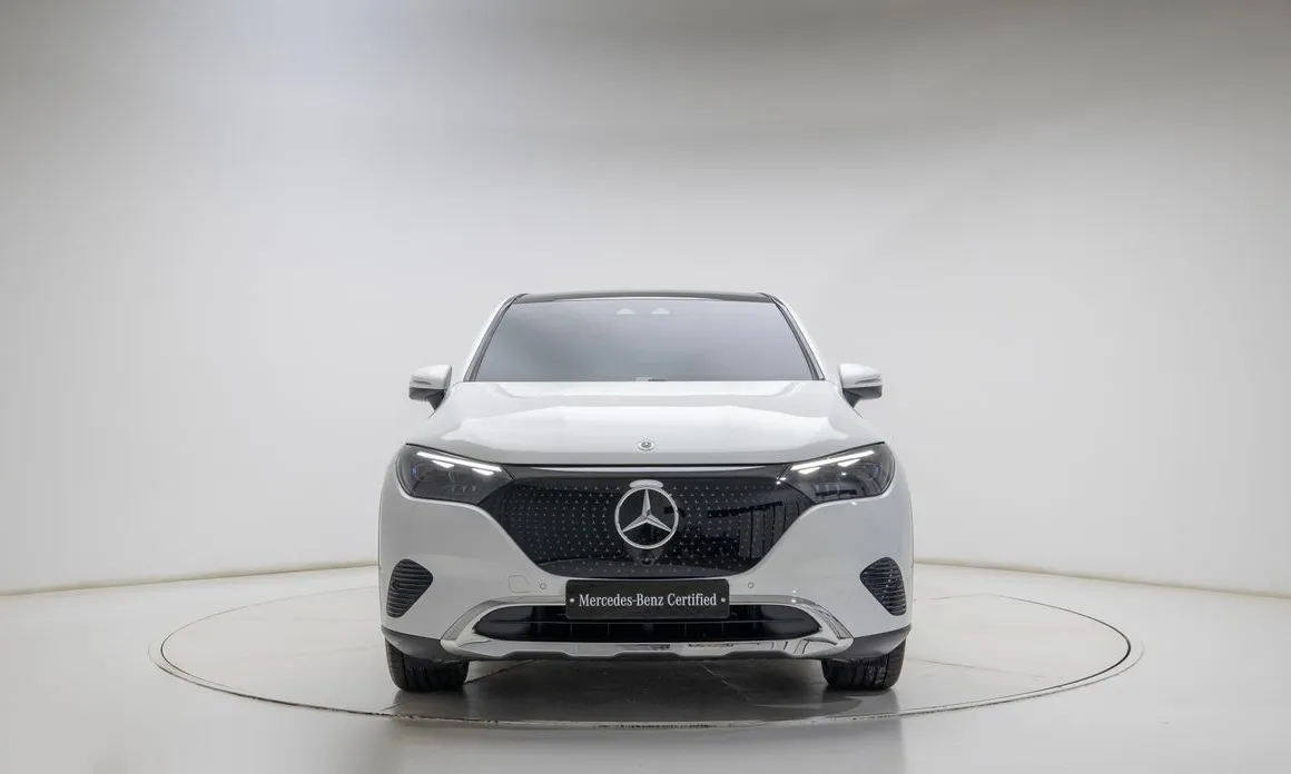 Mercedes-Benz EQE
