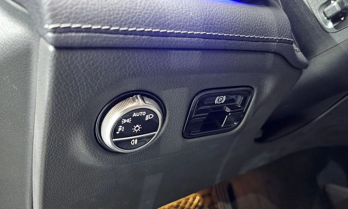 Mercedes-Benz EQE