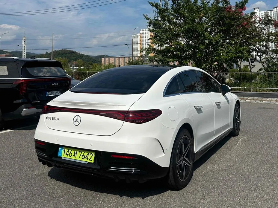 Mercedes-Benz EQE