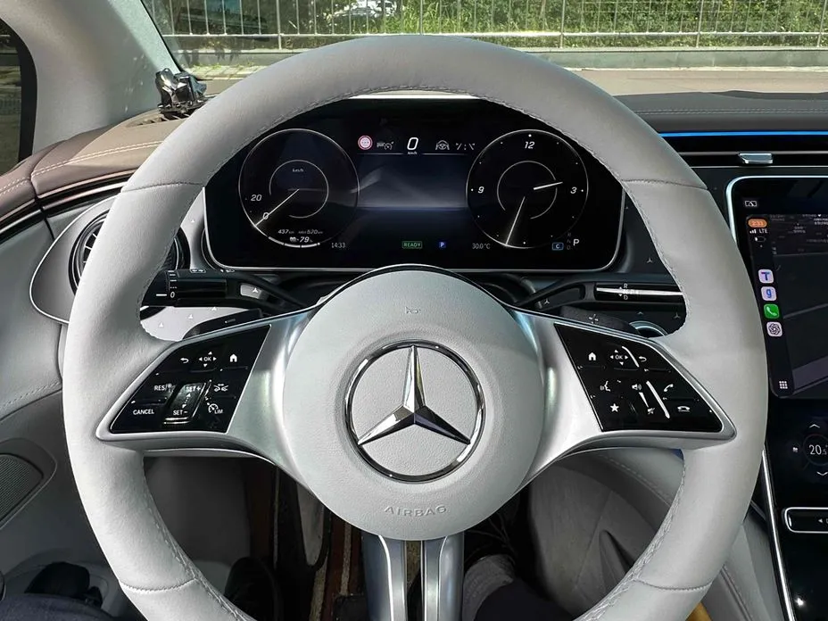Mercedes-Benz EQE