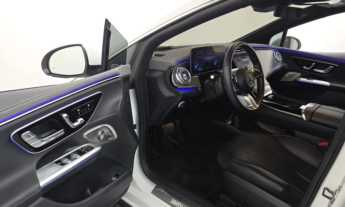 Mercedes-Benz EQE