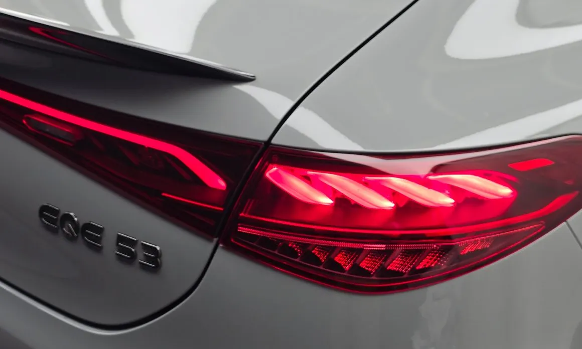 Mercedes-Benz EQE