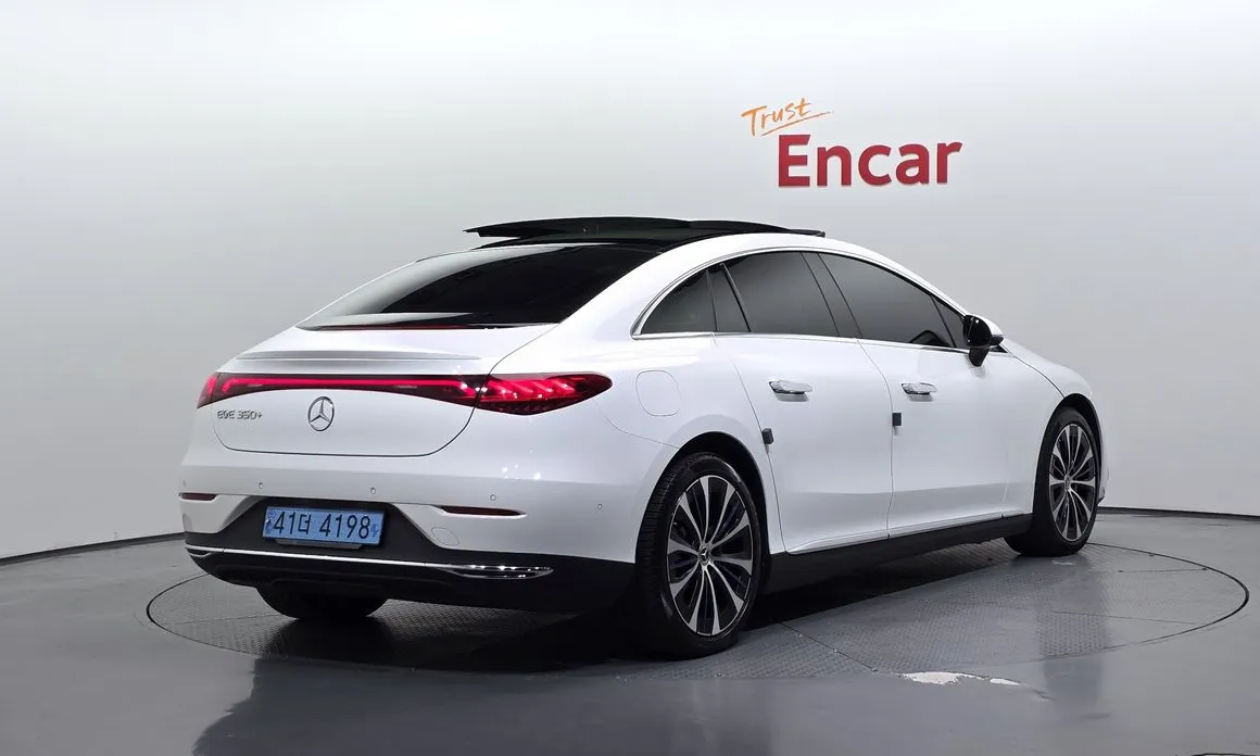 Mercedes-Benz EQE
