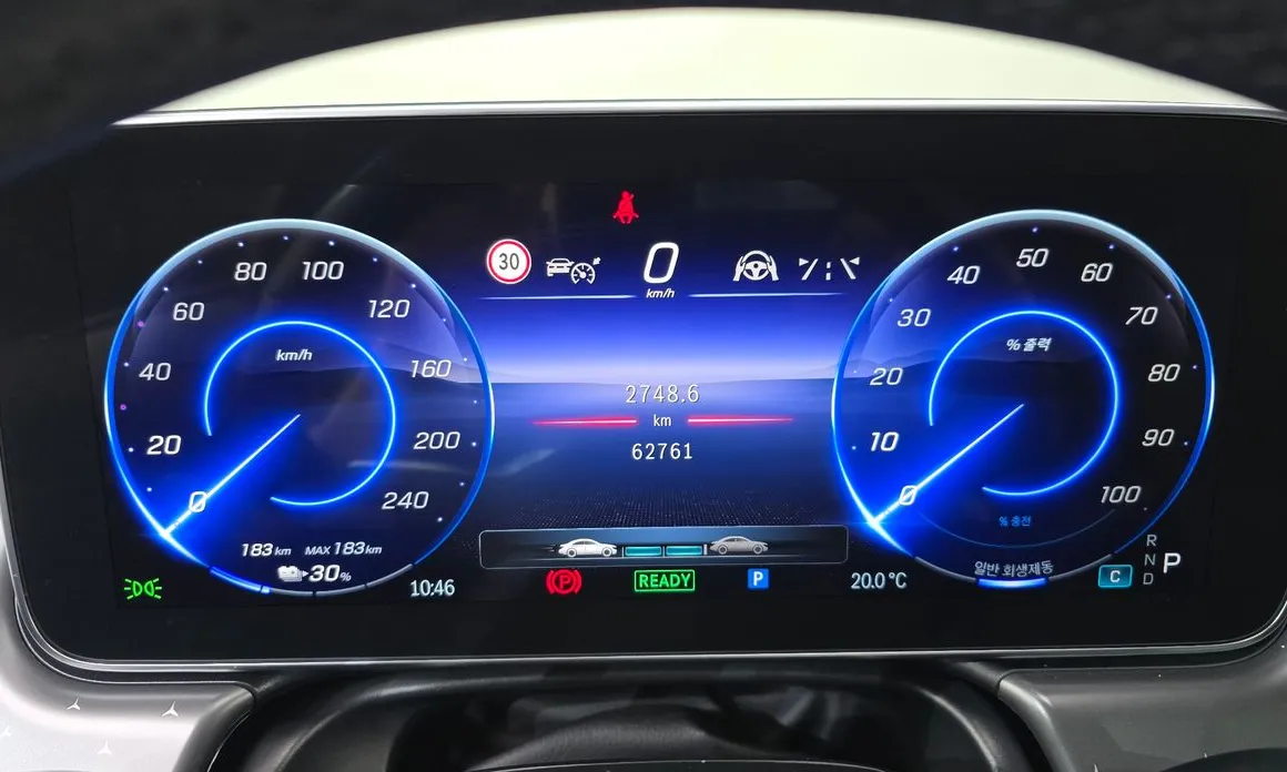 Mercedes-Benz EQE