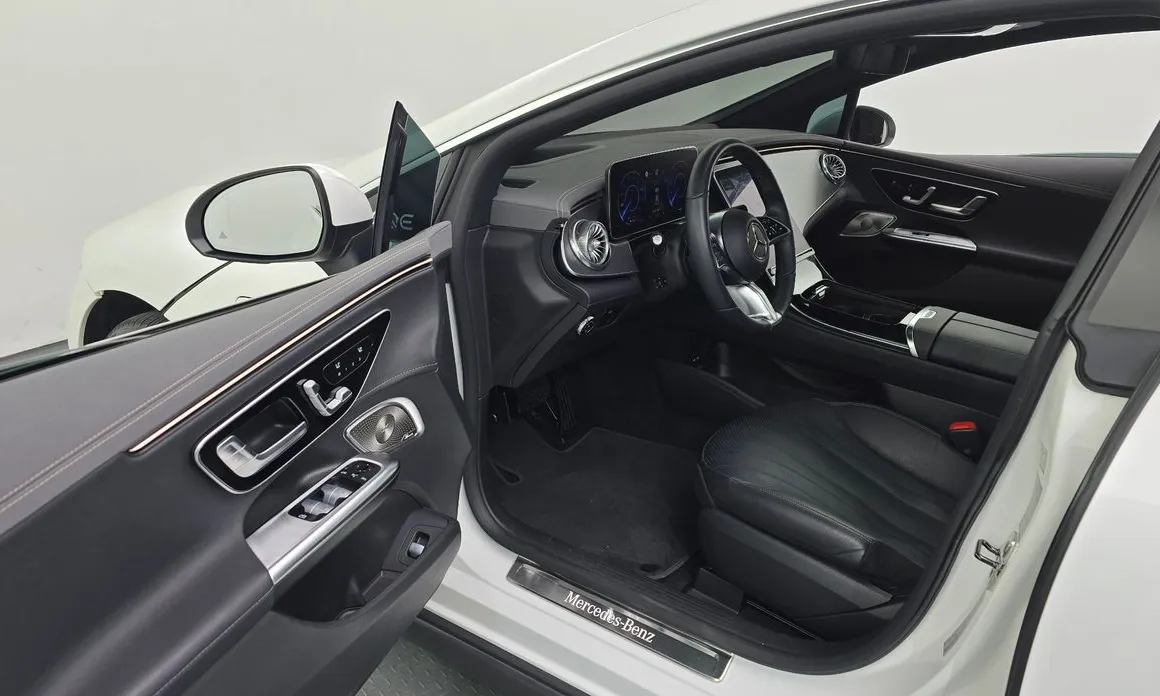 Mercedes-Benz EQE