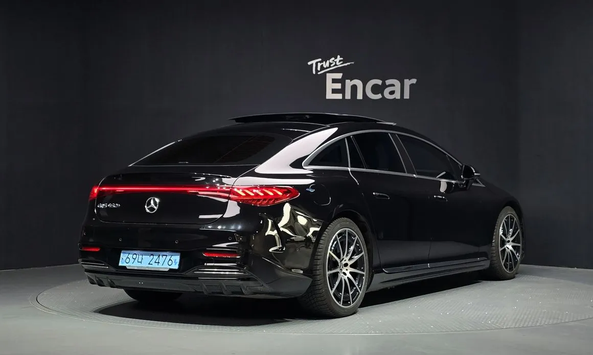 Mercedes-Benz EQS
