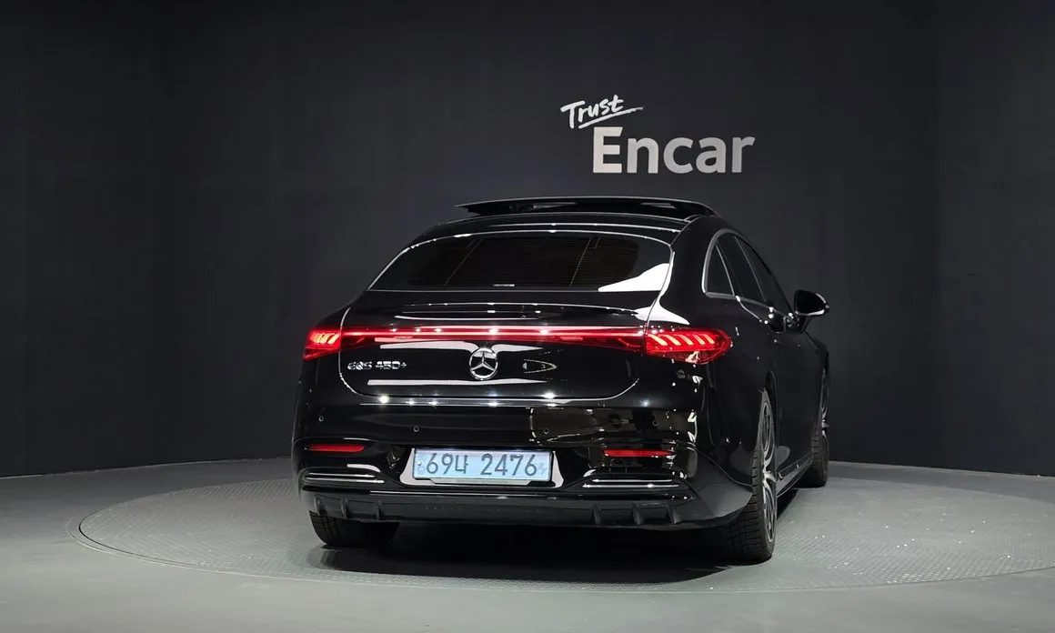 Mercedes-Benz EQS