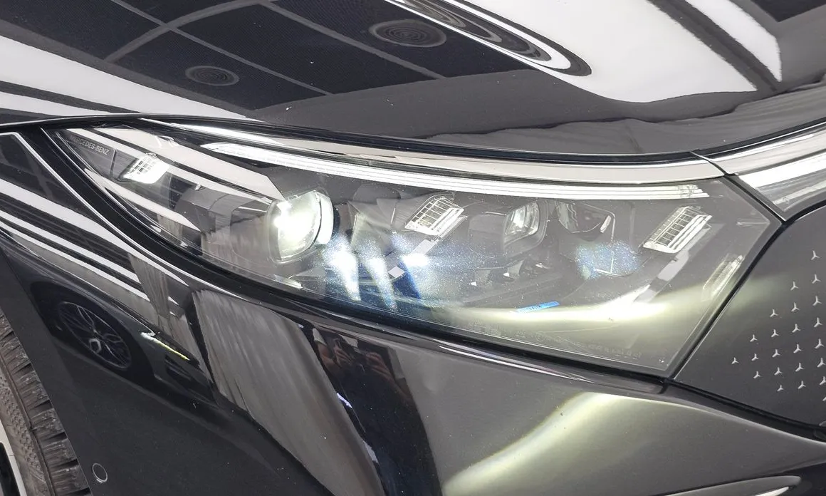 Mercedes-Benz EQS
