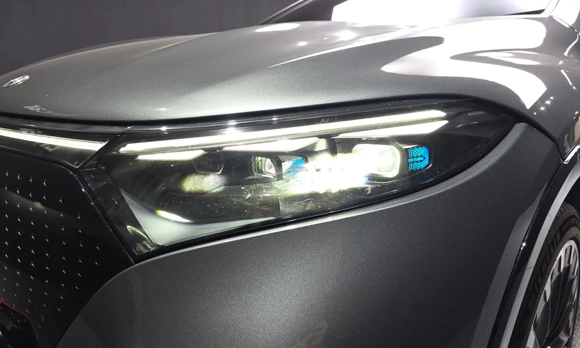 Mercedes-Benz EQS