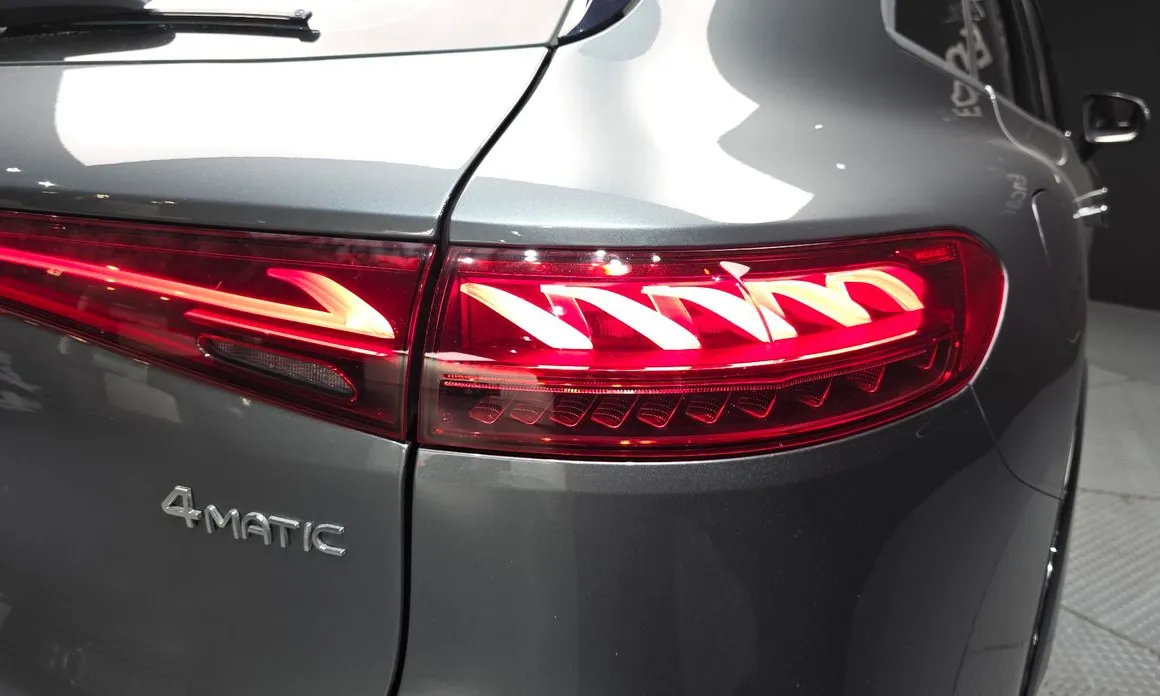 Mercedes-Benz EQS