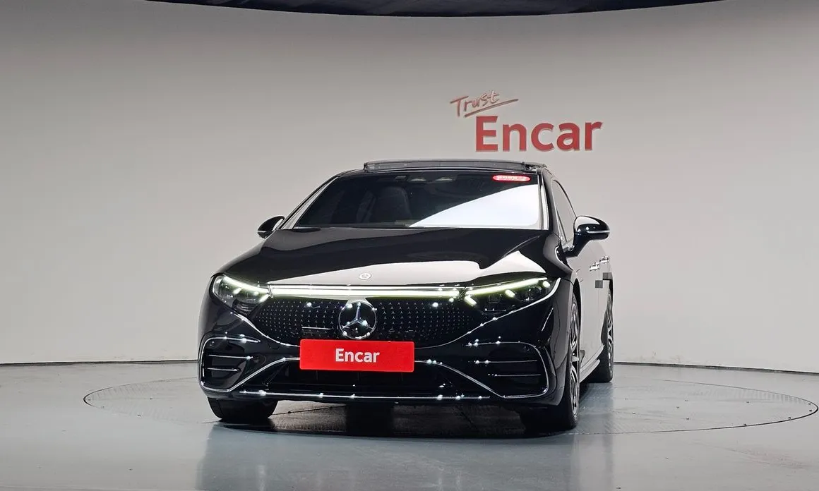 Mercedes-Benz EQS