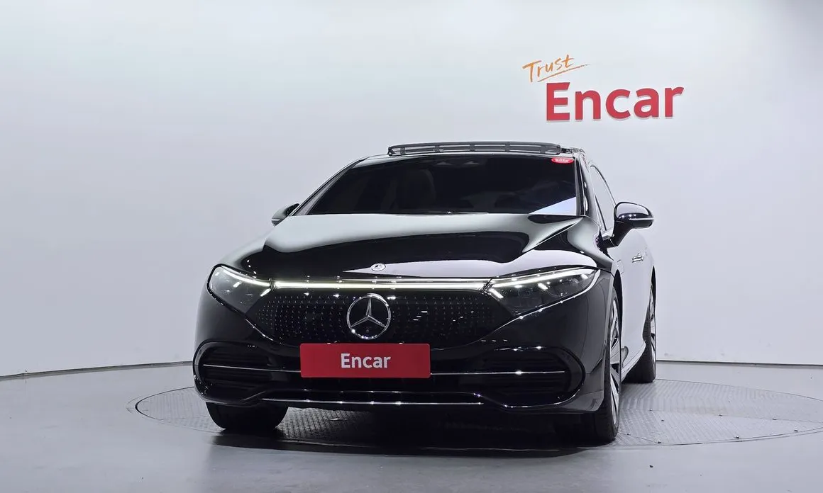 Mercedes-Benz EQS