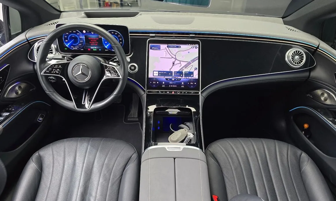 Mercedes-Benz EQS