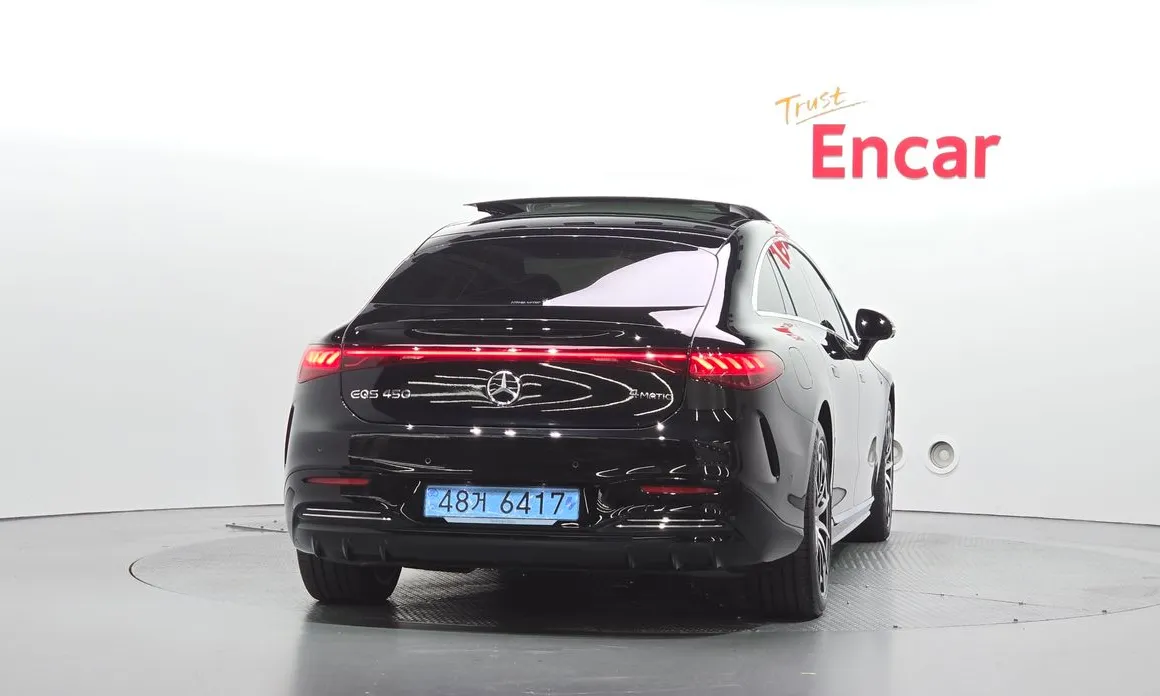 Mercedes-Benz EQS